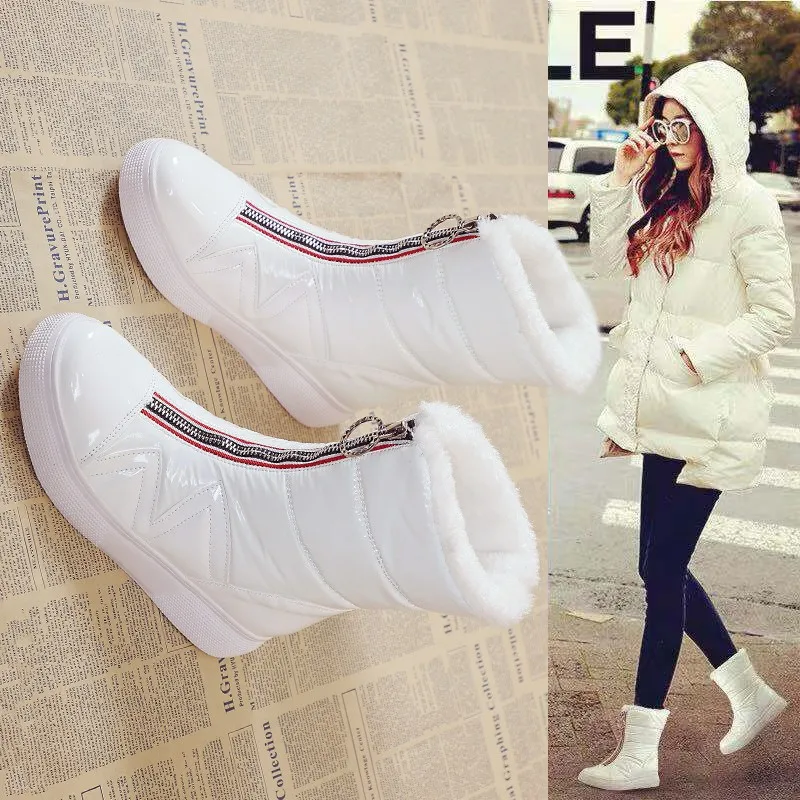 Winter The New Fashion Snow Boots Mid-Calf Round Toe Low (1cm-3cm) Flat With Solid Plush Zipper Thick Bottom Non-Slip Keep Warm
Winter The New Fashion Snow Boots Mid-Calf Round Toe Low (1cm-3cm) Flat With Solid Plush Zipper Thick Bottom Non-Slip Keep Warm