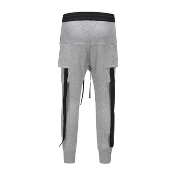 Slim-fit Cotton Cargo Pockets Sweatpants In Black/Grey
Slim-fit Cotton Cargo Pockets Sweatpants In Black/Grey