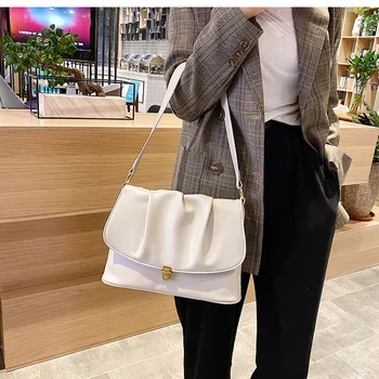 2020 New High Quality Women Pu Leather Handbags Vintage Folds Casual Female Bags Tote Shoulder Messenger Bag Ladies Bolsos Hot
2020 New High Quality Women Pu Leather Handbags Vintage Folds Casual Female Bags Tote Shoulder Messenger Bag Ladies Bolsos Hot