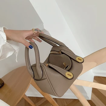 2020 Fashion Women's Handbags Brand Designer Women PU Leather Bucket Handbag Casual Solid Color Lady's Bag Shoulder Bags
2020 Fashion Women's Handbags Brand Designer Women PU Leather Bucket Handbag Casual Solid Color Lady's Bag Shoulder Bags