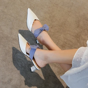 flip flops women luxury shoes women designers off white shoes brand Genuine Leather Summer Outside women slippers woman 2020 
flip flops women luxury shoes women designers off white shoes brand Genuine Leather Summer Outside women slippers woman 2020