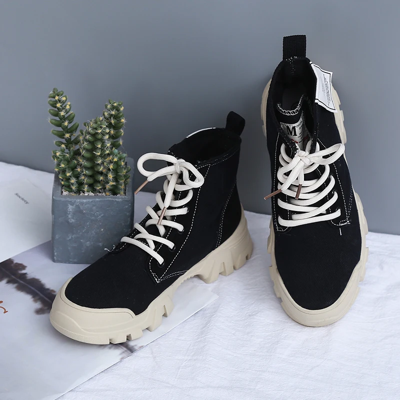 New High top canvas shoes Women Military Walk Safety Boots For Women 2019 new autumn Outdoor Fashion Khaki sneakers shoes woman 
New High top canvas shoes Women Military Walk Safety Boots For Women 2019 new autumn Outdoor Fashion Khaki sneakers shoes woman