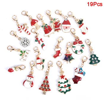 19Pcs/Lot New Enamel Christmas Decoration Tree Bell Snowman Keychains Alloy Lobster Buckle Clasp Charms Key Chains Jewelry
19Pcs/Lot New Enamel Christmas Decoration Tree Bell Snowman Keychains Alloy Lobster Buckle Clasp Charms Key Chains Jewelry