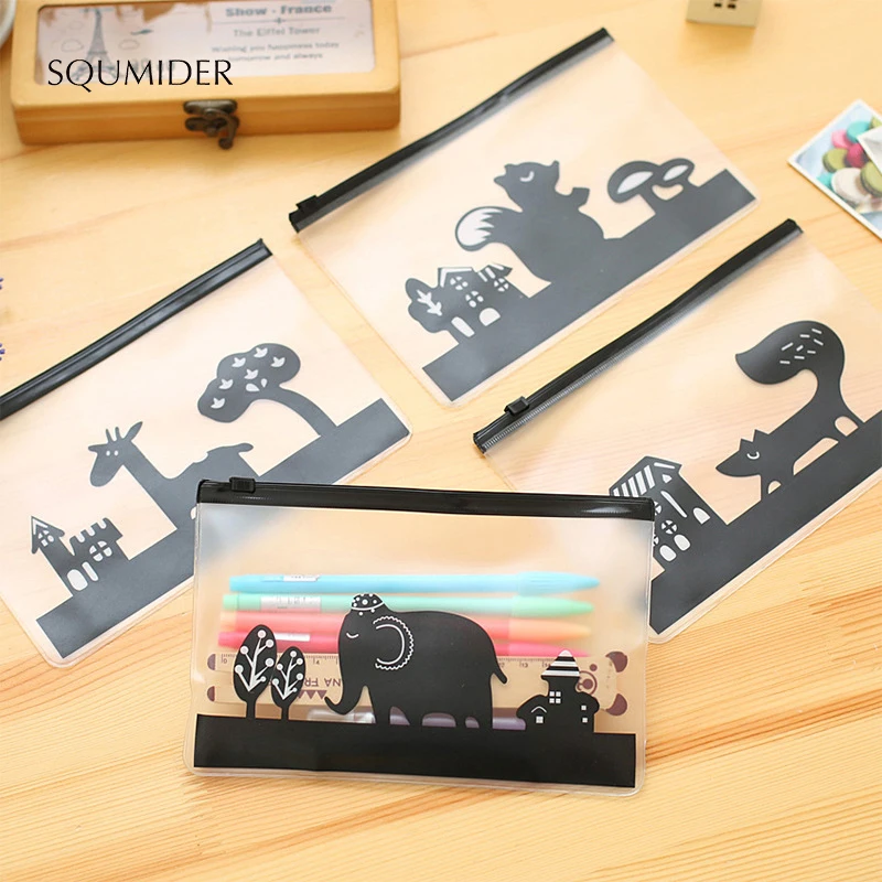 Simple transparent pencil case, lightweight plastic student stationery bag, animal frosted stationery box for boys and girls
Simple transparent pencil case, lightweight plastic student stationery bag, animal frosted stationery box for boys and girls