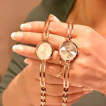 Women Bracelet Watches Luxury Fashion Stainless Steel Small Quartz Watch Qualities Simple Ladies Wristwatches Female Chain Clock
Women Bracelet Watches Luxury Fashion Stainless Steel Small Quartz Watch Qualities Simple Ladies Wristwatches Female Chain Clock