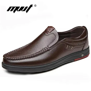 Genuine Leather shoes Men Loafers Slip On Business Casual Leather Shoes Classic Soft Moccasins Hombre Breathable Men Shoes Flats 
Genuine Leather shoes Men Loafers Slip On Business Casual Leather Shoes Classic Soft Moccasins Hombre Breathable Men Shoes Flats