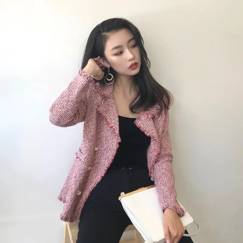 Spring And Autumn New Style Hong Kong Flavor CHIC Retro Slim Fit Slimming Fold-down Collar Tops Women's Fashion Elegant Tassels
Spring And Autumn New Style Hong Kong Flavor CHIC Retro Slim Fit Slimming Fold-down Collar Tops Women's Fashion Elegant Tassels