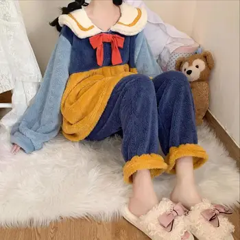 2 Piece Set Winter Sweet Princess Pajamas For Women Loose Plus Velvet Patchwork Bow Warm Top Pants Casual Home Wear Sleepwear
2 Piece Set Winter Sweet Princess Pajamas For Women Loose Plus Velvet Patchwork Bow Warm Top Pants Casual Home Wear Sleepwear