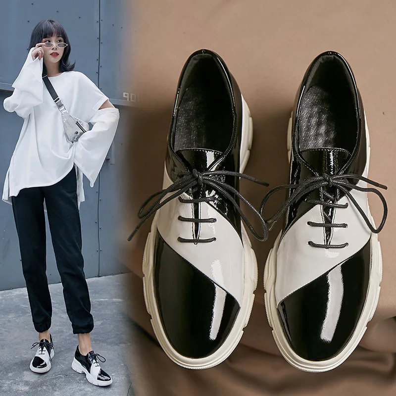 2019 Spring New Style Genuine Leather Thick Bottomed Semi-high Heeled Shoes Women's Lace-up Sports Footwear Cool Black And White
2019 Spring New Style Genuine Leather Thick Bottomed Semi-high Heeled Shoes Women's Lace-up Sports Footwear Cool Black And White