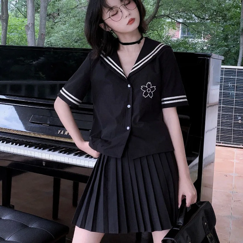 Focal20 Preppy Style Solid Color Women Skirt High Waist Summer Women Pleated Skirt Above Knee Loose Lady Pleated Skirt
Focal20 Preppy Style Solid Color Women Skirt High Waist Summer Women Pleated Skirt Above Knee Loose Lady Pleated Skirt