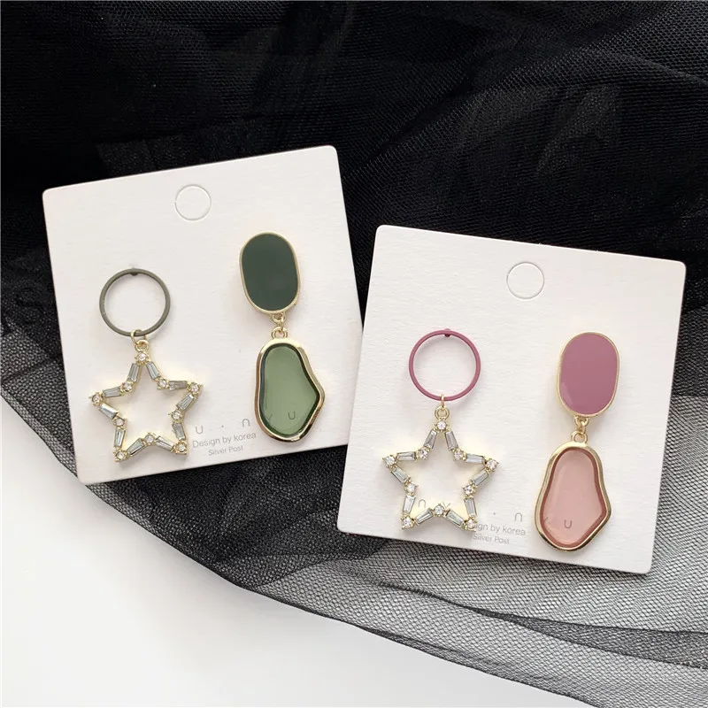 S925 Silver Needle South Korea Elegant Simple Non-symmetrical Five-pointed Star Ear Stud Geometry Irregular Earrings Women's
S925 Silver Needle South Korea Elegant Simple Non-symmetrical Five-pointed Star Ear Stud Geometry Irregular Earrings Women's