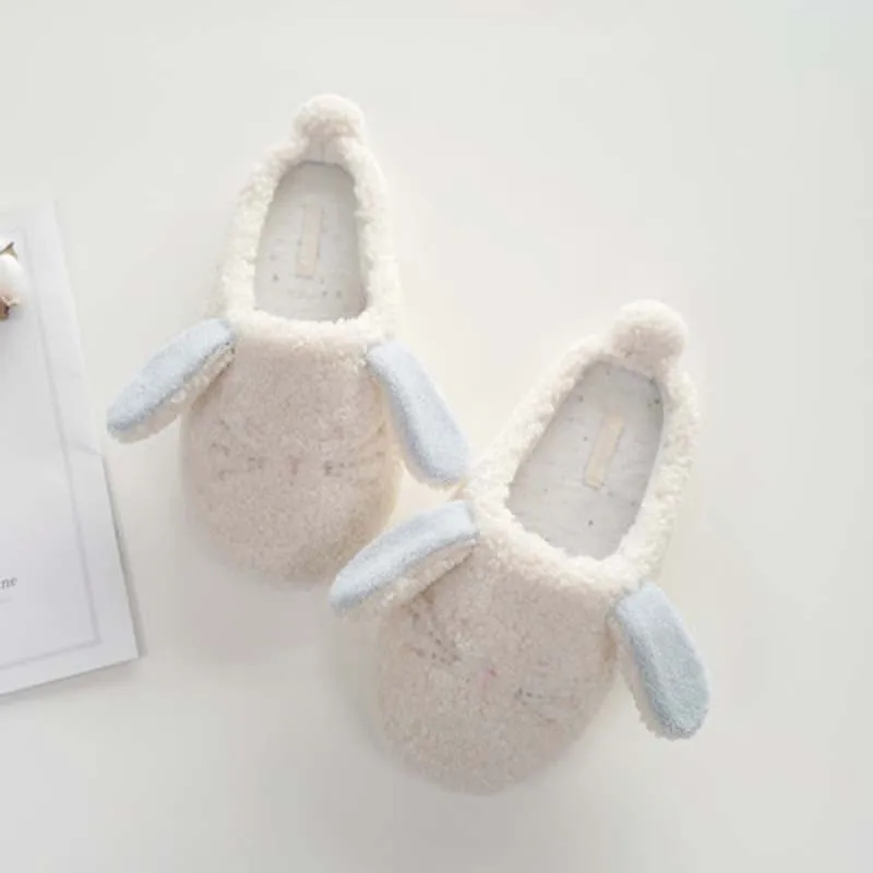 Winter big-eared rabbit warm home cotton slippers Indoor non-slip cotton lining and breathable home slippers
Winter big-eared rabbit warm home cotton slippers Indoor non-slip cotton lining and breathable home slippers