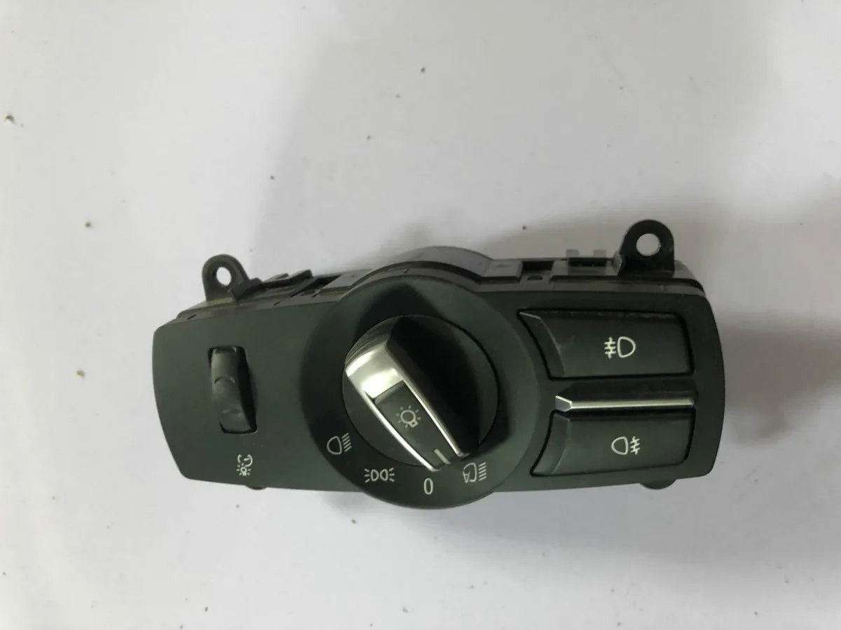 Car Headlight Switch button Light Control Panel Fog Light Switch For BMW 5 Series 7 Series X3 F02 F10 F18 F25 9346841 02
Car Headlight Switch button Light Control Panel Fog Light Switch For BMW 5 Series 7 Series X3 F02 F10 F18 F25 9346841 02