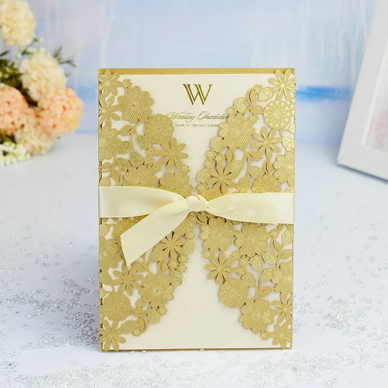 1pcs Gold Sample Laser Cut Wedding Invitations Card Lace Flower Cute Greeting Cards Customize with Ribbon Wedding Party Supplies
1pcs Gold Sample Laser Cut Wedding Invitations Card Lace Flower Cute Greeting Cards Customize with Ribbon Wedding Party Supplies
