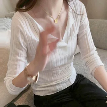Spring and summer thin cashmere sweater women V-neck hedging short Slim full sleeve knitted base wool sweater FRSEUCAG Women's
Spring and summer thin cashmere sweater women V-neck hedging short Slim full sleeve knitted base wool sweater FRSEUCAG Women's