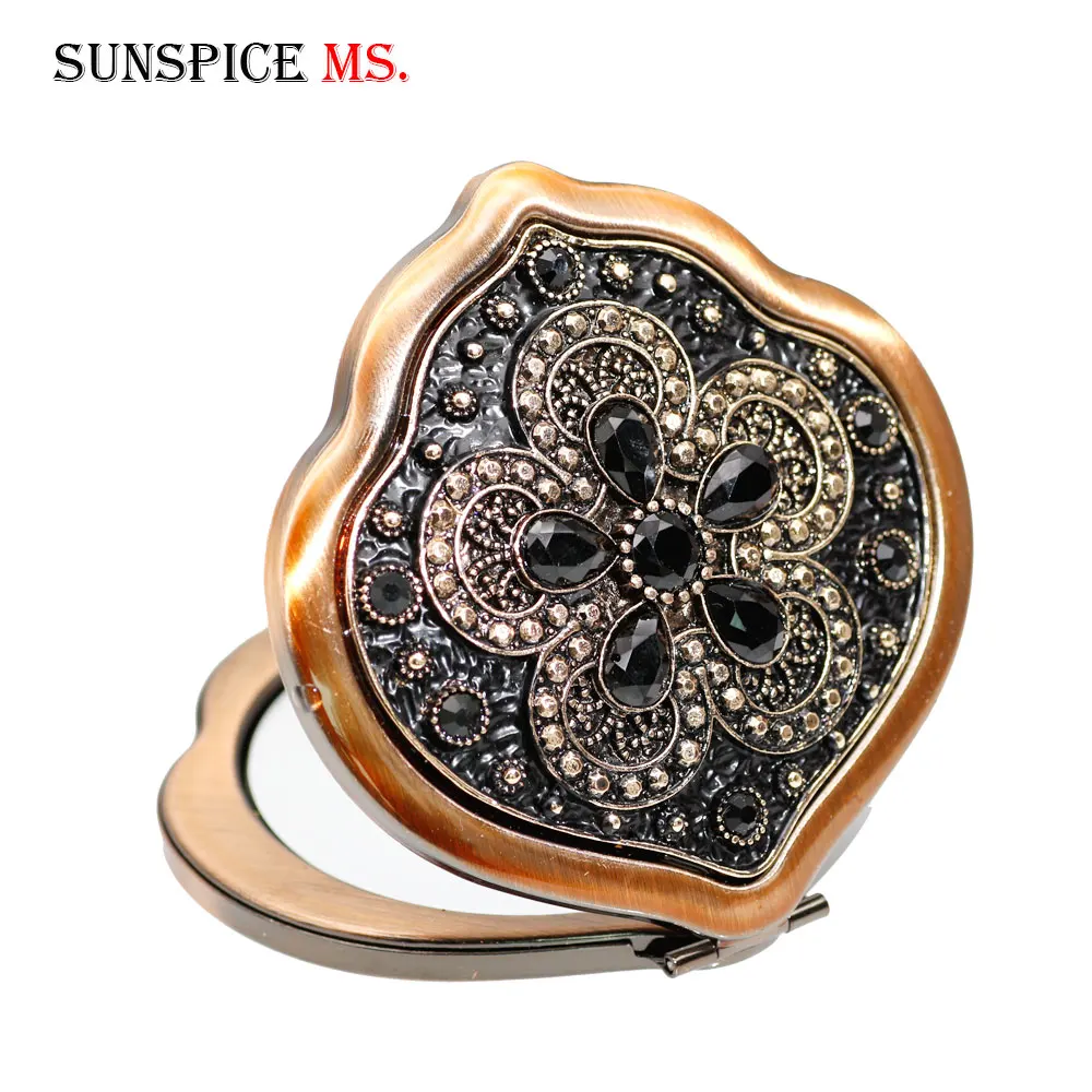 SUNSPICE-MS Turkish Mini Compact Pocket Floral Mirror Portable Two-side Folding Make Up Mirror Women Vintage Cosmetic Mirrors
SUNSPICE-MS Turkish Mini Compact Pocket Floral Mirror Portable Two-side Folding Make Up Mirror Women Vintage Cosmetic Mirrors