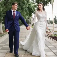 Romantic Mermaid Overskirt Lace Wedding Dresses Sheer Bateau Neck Long Sleeves Bridal Gowns With Detachable Train Trumpet robe
Romantic Mermaid Overskirt Lace Wedding Dresses Sheer Bateau Neck Long Sleeves Bridal Gowns With Detachable Train Trumpet robe