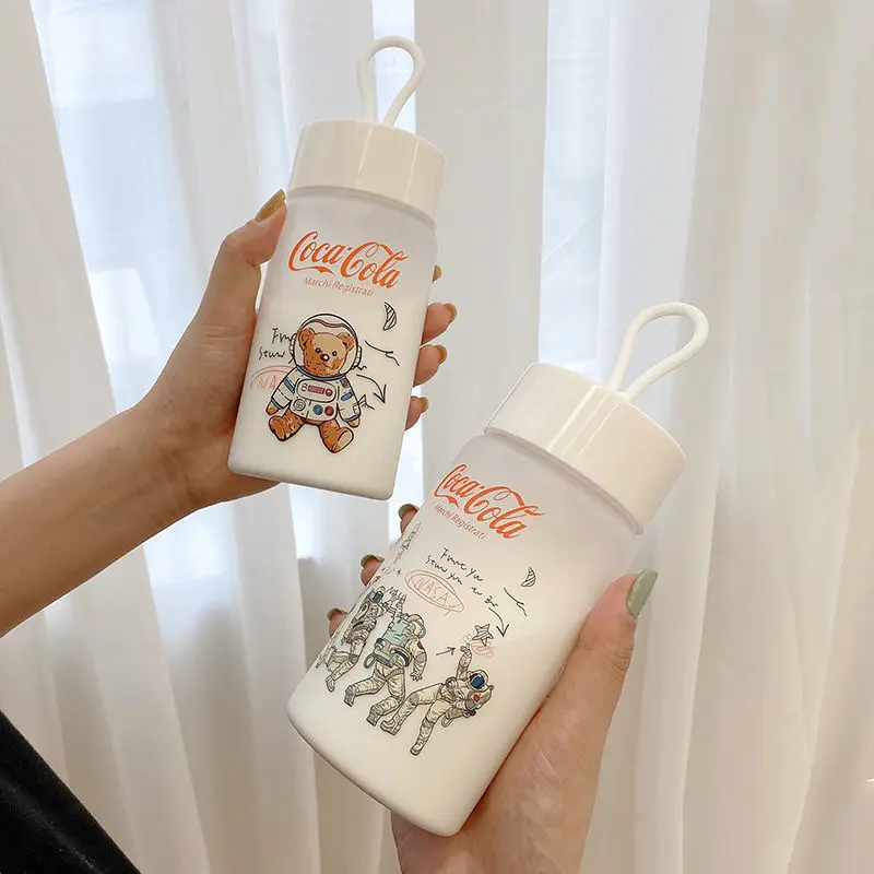 400ml Plastic Water Bottles BPA Free Transparent/Frosted Cartoon astronaut Bottle Simple Ins Style Travel Cup Coffee Cup
400ml Plastic Water Bottles BPA Free Transparent/Frosted Cartoon astronaut Bottle Simple Ins Style Travel Cup Coffee Cup