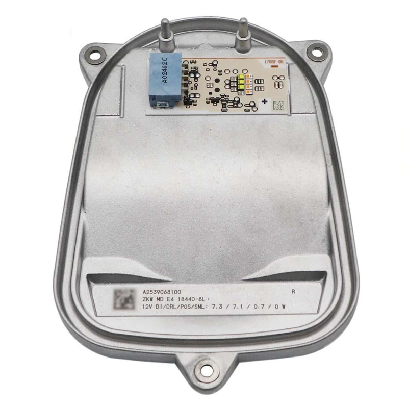 Headlight LED DRL Control Unit Module for Mercedes Benz A-CLASS GLC253 GLC300 AMG A45 2015-2018 A2539068100
Headlight LED DRL Control Unit Module for Mercedes Benz A-CLASS GLC253 GLC300 AMG A45 2015-2018 A2539068100