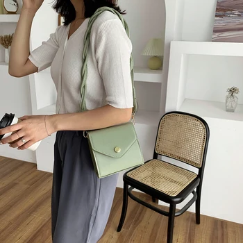 Women Solid Color Square Flap Shoulder Handbag Fashion PU Leather Crossbody Bag Popular Simple Female Daily Bag
Women Solid Color Square Flap Shoulder Handbag Fashion PU Leather Crossbody Bag Popular Simple Female Daily Bag