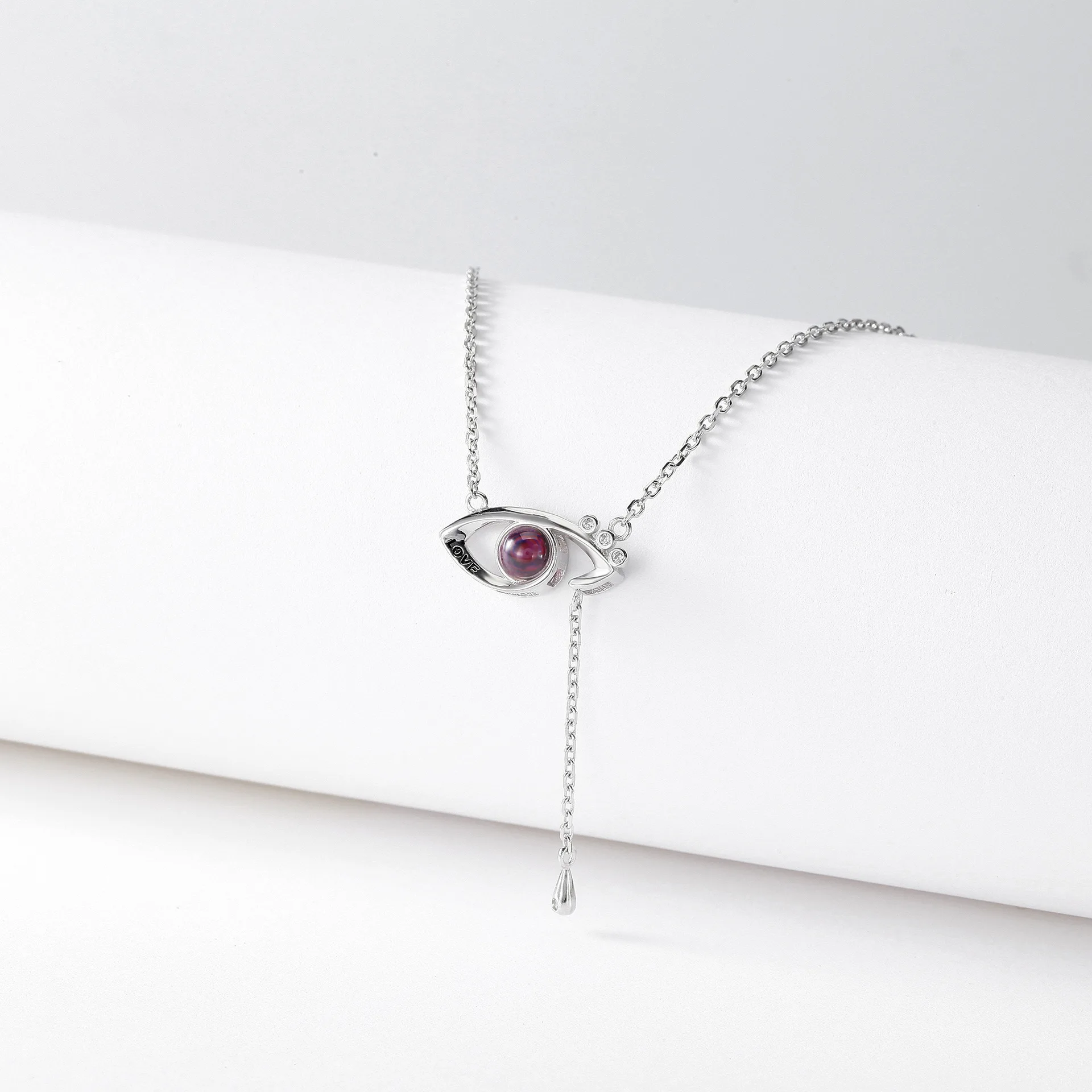 Silver Ruixiang S925 Fine Silver My Eyes Only You 100 Kind Language I Love You Projection Necklace Cross Border
Silver Ruixiang S925 Fine Silver My Eyes Only You 100 Kind Language I Love You Projection Necklace Cross Border
