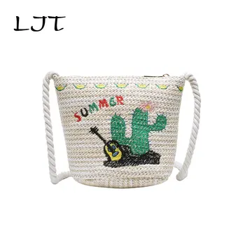 LJT Summer Handmade Woven Bags for Women 2020 Beach Weaving Ladies Bohemia Straw Bag Cactus Embroidery Top Handle Handbags Totes
LJT Summer Handmade Woven Bags for Women 2020 Beach Weaving Ladies Bohemia Straw Bag Cactus Embroidery Top Handle Handbags Totes