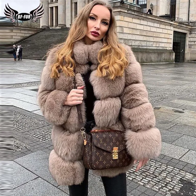 Fashion Women Genuine Fox Fur Jacket With Stand Collar Thick Warm Winter Overcoats Luxury Woman Real Fox Fur Coats High Quality
Fashion Women Genuine Fox Fur Jacket With Stand Collar Thick Warm Winter Overcoats Luxury Woman Real Fox Fur Coats High Quality