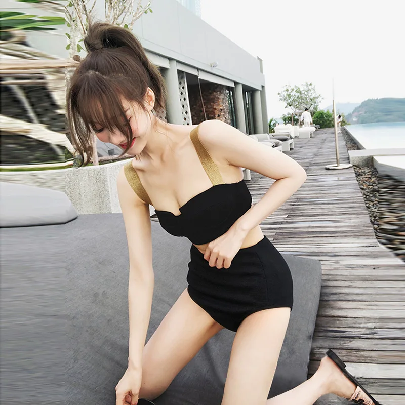 New Style 2019 Europe And America Sexy Bandeau Triangular Two-piece Swimsuits Women's Hot Springs Bikini Swimwear
New Style 2019 Europe And America Sexy Bandeau Triangular Two-piece Swimsuits Women's Hot Springs Bikini Swimwear