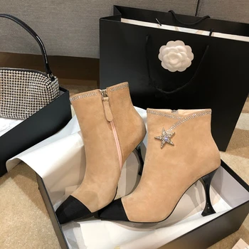 Diamond Ankle Boots Women Sexy Star Decor Suede Leather Side Zipper 2020 New Luxury Designer High Thin Heels Pointed Toe Shiny
Diamond Ankle Boots Women Sexy Star Decor Suede Leather Side Zipper 2020 New Luxury Designer High Thin Heels Pointed Toe Shiny