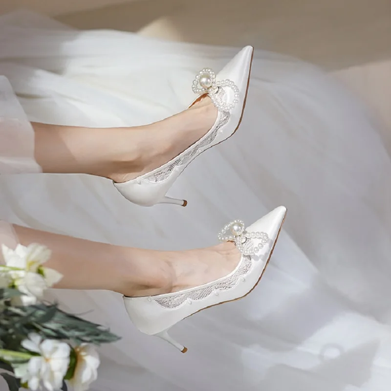 Autumn White Pearl Rhinestone Variety Bowknot Pointed Stiletto High Heel Bridal Wedding Shoes Banquet Dress Women's Single Shoes
Autumn White Pearl Rhinestone Variety Bowknot Pointed Stiletto High Heel Bridal Wedding Shoes Banquet Dress Women's Single Shoes