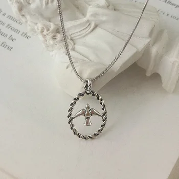 Far to the Vatican in S925 Fine Silver Ornament Hollow out Circle Europe and America Necklace Animal Swallows Pendant Vintage Th
Far to the Vatican in S925 Fine Silver Ornament Hollow out Circle Europe and America Necklace Animal Swallows Pendant Vintage Th