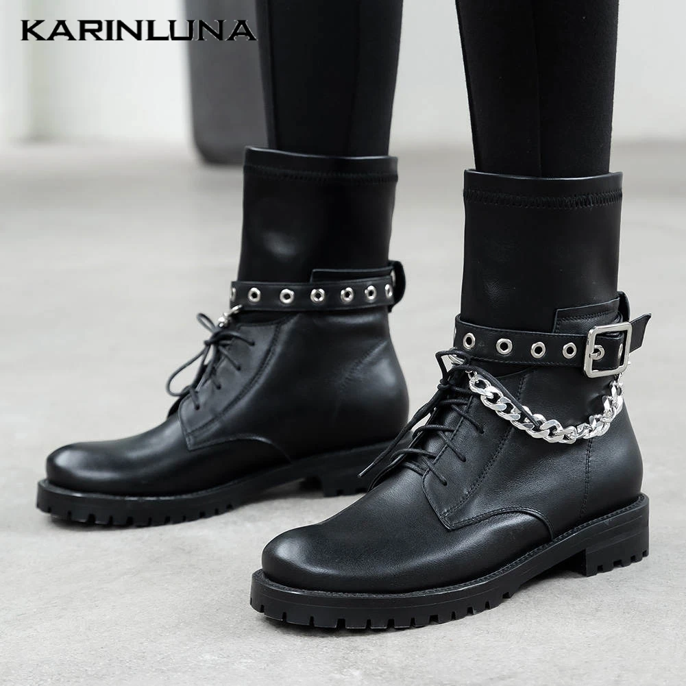 Karinluna 2019 Brand New Genuine Leather Fashion Cool Punk Chains Shoelaces Woman Shoes Boots Women Ankle Boots Female 
Karinluna 2019 Brand New Genuine Leather Fashion Cool Punk Chains Shoelaces Woman Shoes Boots Women Ankle Boots Female