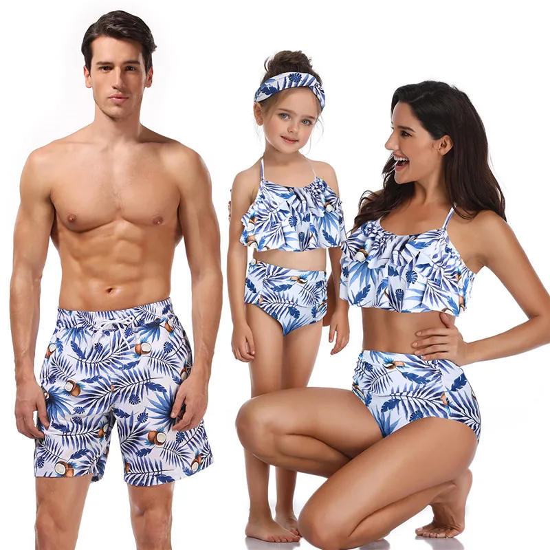 Summer Family Look Dad Son Swimwear Beach Bath Swimsuits Bikini Mommy and Me Clothes Mom and Daughter Matching Dresses Outfits
Summer Family Look Dad Son Swimwear Beach Bath Swimsuits Bikini Mommy and Me Clothes Mom and Daughter Matching Dresses Outfits