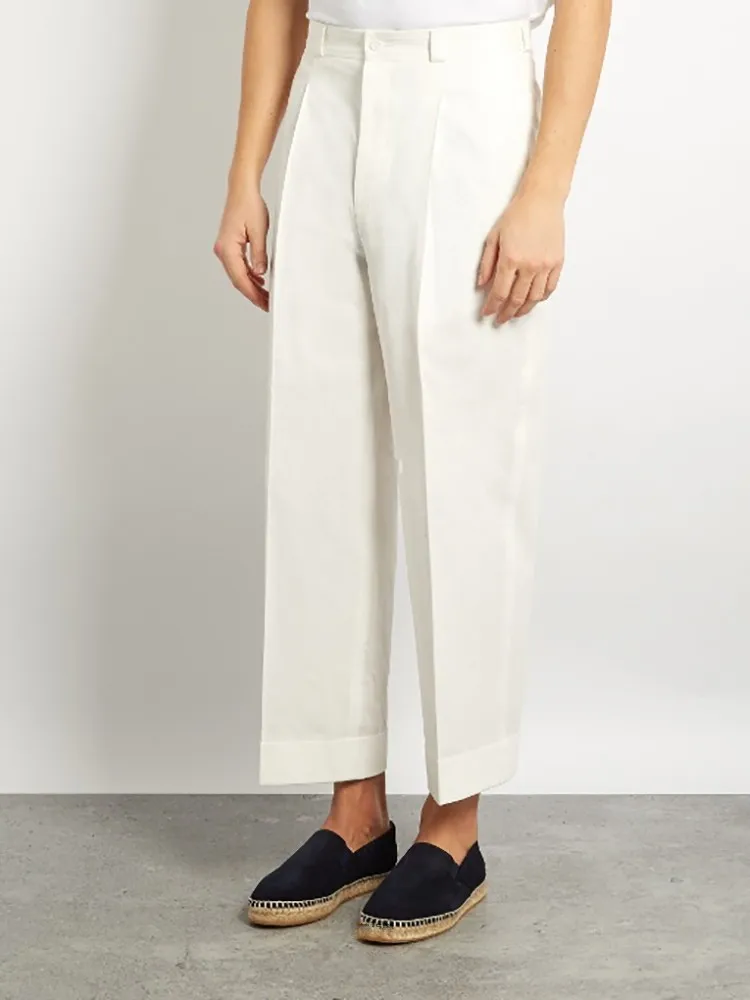 Men's new casual pants Minority design white casual pants personality belt can loosen the fashion show men's pants
Men's new casual pants Minority design white casual pants personality belt can loosen the fashion show men's pants