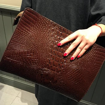 luxury 3D Python pattern Women Clutch Bag Design Party Envelope Clutches for ladies wallet Free Card bag hand bag
luxury 3D Python pattern Women Clutch Bag Design Party Envelope Clutches for ladies wallet Free Card bag hand bag