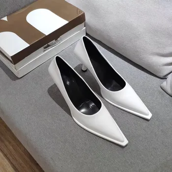INS Elegant Shoes Woman 2020 Pointed Toe Women Pumps Shallow High Heels Sapato Feminino Black White Ladies Party Office Shoes
INS Elegant Shoes Woman 2020 Pointed Toe Women Pumps Shallow High Heels Sapato Feminino Black White Ladies Party Office Shoes