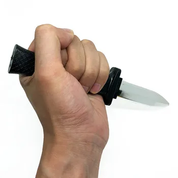 1pc Funny Toy Knife Telescopic Simulation April Fool's Day Children Spoof Tricky Toy Scary Whole Dagger Adult Magic Props Toy
1pc Funny Toy Knife Telescopic Simulation April Fool's Day Children Spoof Tricky Toy Scary Whole Dagger Adult Magic Props Toy