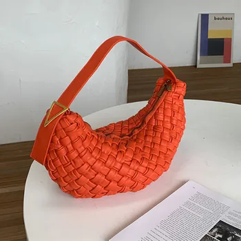 Banana Shape Hand-woven Bag for Women 2020 Fashion Latest Trend Solid Color One-shoulder Diagonal Bag Ladies Purses and Handbags
Banana Shape Hand-woven Bag for Women 2020 Fashion Latest Trend Solid Color One-shoulder Diagonal Bag Ladies Purses and Handbags