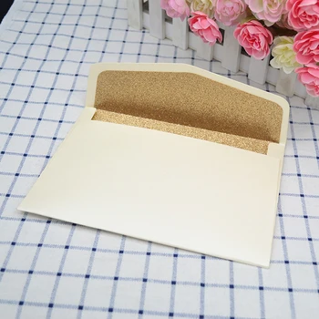 10 pieces free shippment laser cut pearl paper wedding invitation envelope with glitter gold lining
10 pieces free shippment laser cut pearl paper wedding invitation envelope with glitter gold lining