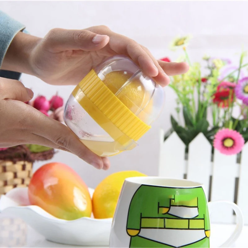 Hot Sale Mini Juicer Fruit Press Squeezer Plastic Juicer Juice Lemon Manual Citrus Lemon Orange Juicer Random Color
Hot Sale Mini Juicer Fruit Press Squeezer Plastic Juicer Juice Lemon Manual Citrus Lemon Orange Juicer Random Color