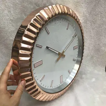 Gold Large Wall Clock Living Room Creative Big Luminous Light Silent Metal Wall Clock Modern Decorative Reloj Gift with LOGO L17
Gold Large Wall Clock Living Room Creative Big Luminous Light Silent Metal Wall Clock Modern Decorative Reloj Gift with LOGO L17