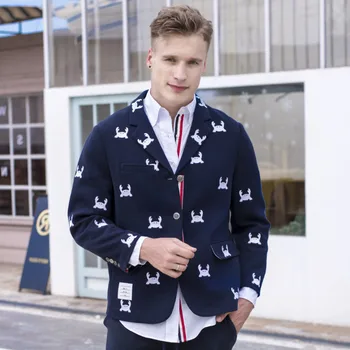 2020 Fashion TB THOM Brand Blazer Men British Casual Suit Slim Fit Men's Jacket Spring And Autumn Crab Embroidery Cotton Coat 
2020 Fashion TB THOM Brand Blazer Men British Casual Suit Slim Fit Men's Jacket Spring And Autumn Crab Embroidery Cotton Coat