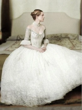 free shipping vintage 2020 new fashion lace crystal elegant Style ball gown bridal with sleeve Mother of the Bride Dresses
free shipping vintage 2020 new fashion lace crystal elegant Style ball gown bridal with sleeve Mother of the Bride Dresses