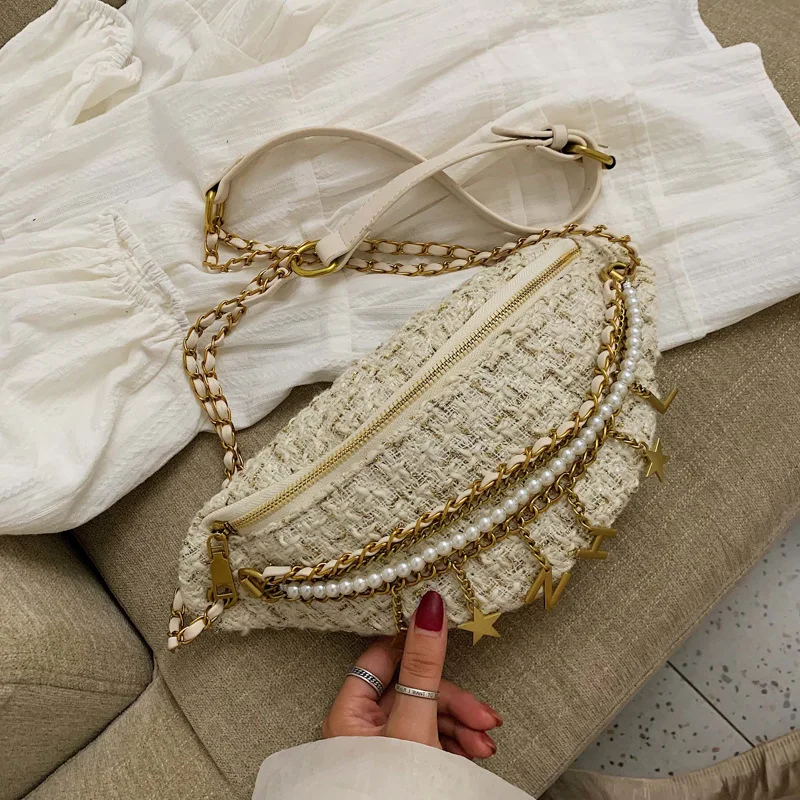 Ins new small bag 2019 female bag new temperament fashion woolen chain chest bag pockets ins simple versatile Messenger bag
Ins new small bag 2019 female bag new temperament fashion woolen chain chest bag pockets ins simple versatile Messenger bag