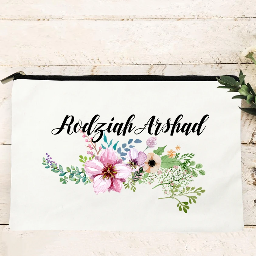 Personalized Makeup Bag Bridesmaid Cosmetic Bags Personalized Stylish Handwritten Bridesmaid Gifts Accessory Bags
Personalized Makeup Bag Bridesmaid Cosmetic Bags Personalized Stylish Handwritten Bridesmaid Gifts Accessory Bags