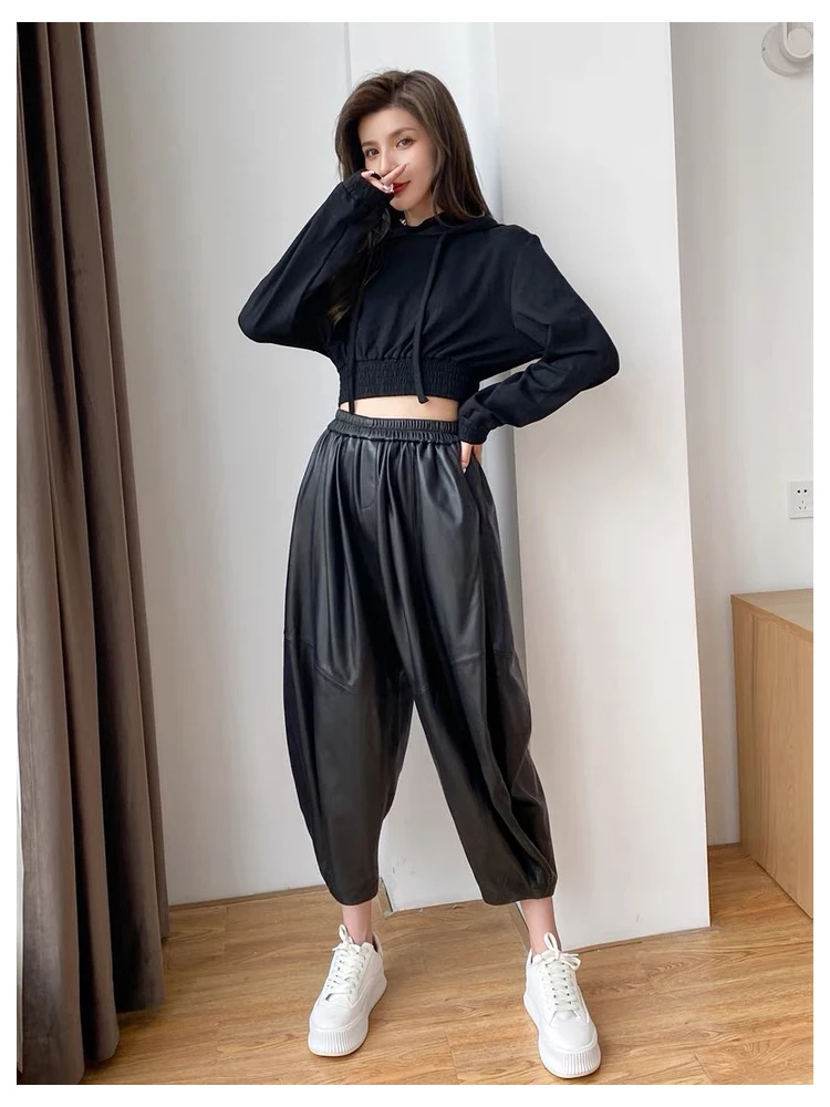 Genuine Leather Pants Women 2024 Winter Autumn Korean Fashion High Waist Streetwear Women's Trousers
Genuine Leather Pants Women 2024 Winter Autumn Korean Fashion High Waist Streetwear Women's Trousers