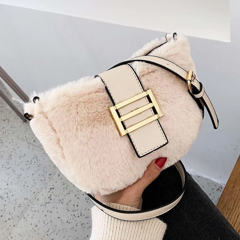 Bags For Women 2019 Winter Faux Fur Messenger Bag Trendy Plush Crossbody Pack Female Fur Shoulder Bags bolsa feminina
Bags For Women 2019 Winter Faux Fur Messenger Bag Trendy Plush Crossbody Pack Female Fur Shoulder Bags bolsa feminina