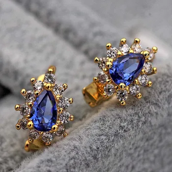 Luxury Hoop Earrings for Women's earrings Gold Color Earring With Flower Waterdrop Shape Zircon Trendy Jewelry wedding gift
Luxury Hoop Earrings for Women's earrings Gold Color Earring With Flower Waterdrop Shape Zircon Trendy Jewelry wedding gift