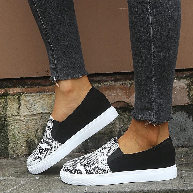 2020 new Sneakers Women Ladies Leopard Casual Shoes Women Loafers Roman Cloth Canvas flat casual shoes women Vulcanized Shoes
2020 new Sneakers Women Ladies Leopard Casual Shoes Women Loafers Roman Cloth Canvas flat casual shoes women Vulcanized Shoes