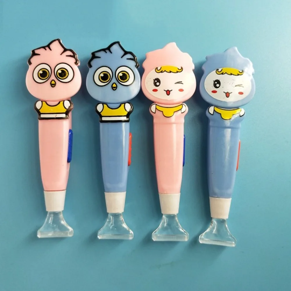 Portable Size 5D Diamond Painting Point Pen Super Bright LED Light Rhinestone Embroidery Tools Drill Pen With Light Home Decor
Portable Size 5D Diamond Painting Point Pen Super Bright LED Light Rhinestone Embroidery Tools Drill Pen With Light Home Decor